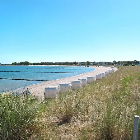 - Glw657 By Interhome Glowe