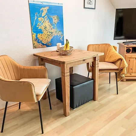 - Glw657 By Interhome Glowe